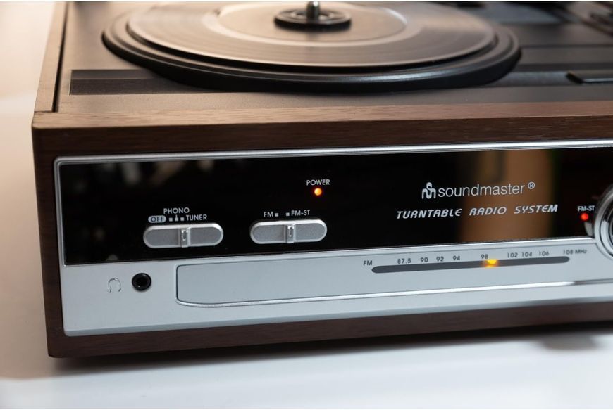 Програвач вініловий в ретро стилі Soundmaster PL186H з радіо та роз&rsquo;ємом для навушників фото