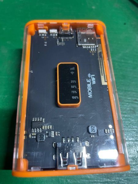 Роутер 4G SIM (MC8) KuWFi фото